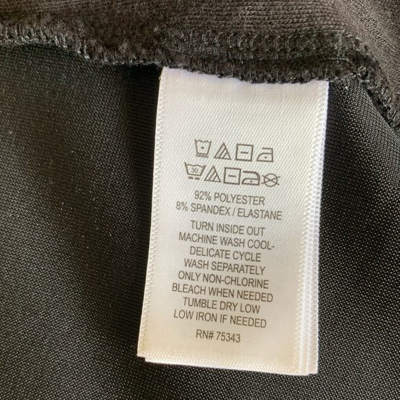 Tahari soft and silky black velvet blazer jacket single button closure pockets M - Picture 12 of 16